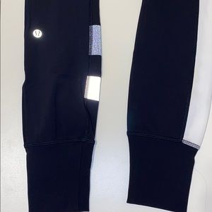 Lululemon black and white leggings